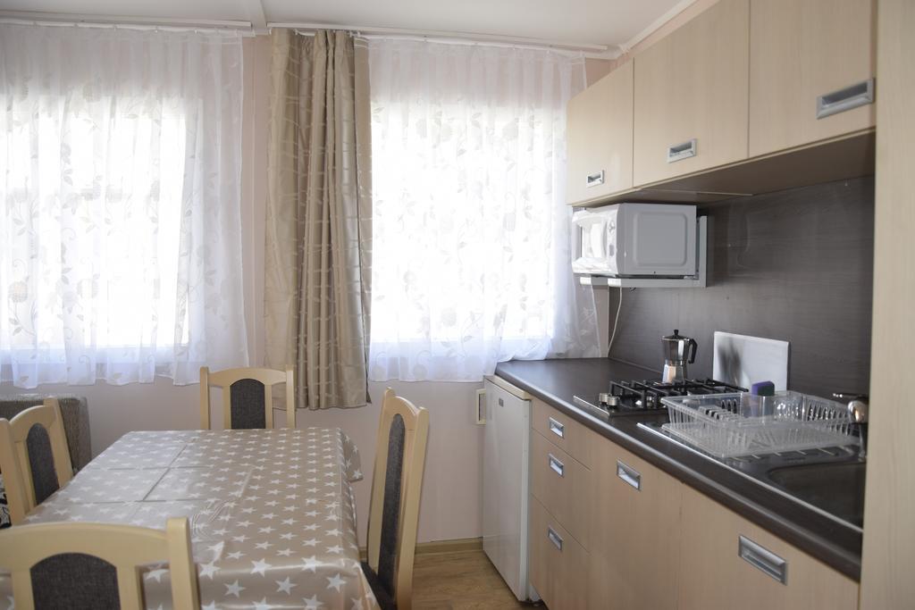 Fortuna Apartmanhazak Богач Екстер'єр фото