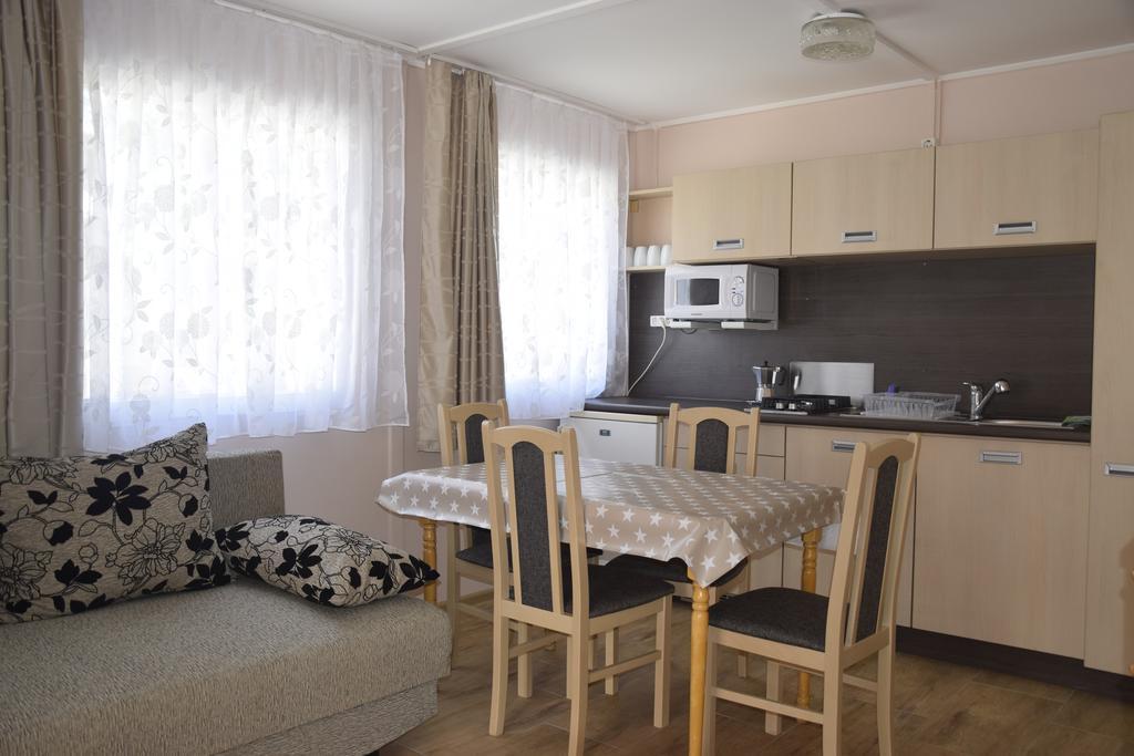 Fortuna Apartmanhazak Богач Екстер'єр фото