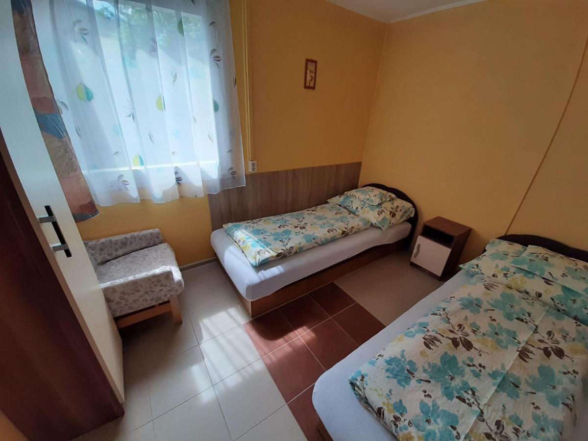 Fortuna Apartmanhazak Богач Екстер'єр фото