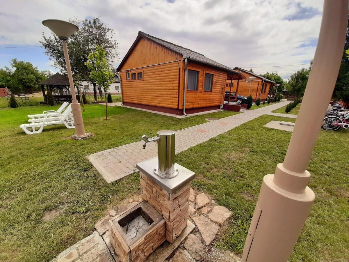 Fortuna Apartmanhazak Богач Екстер'єр фото