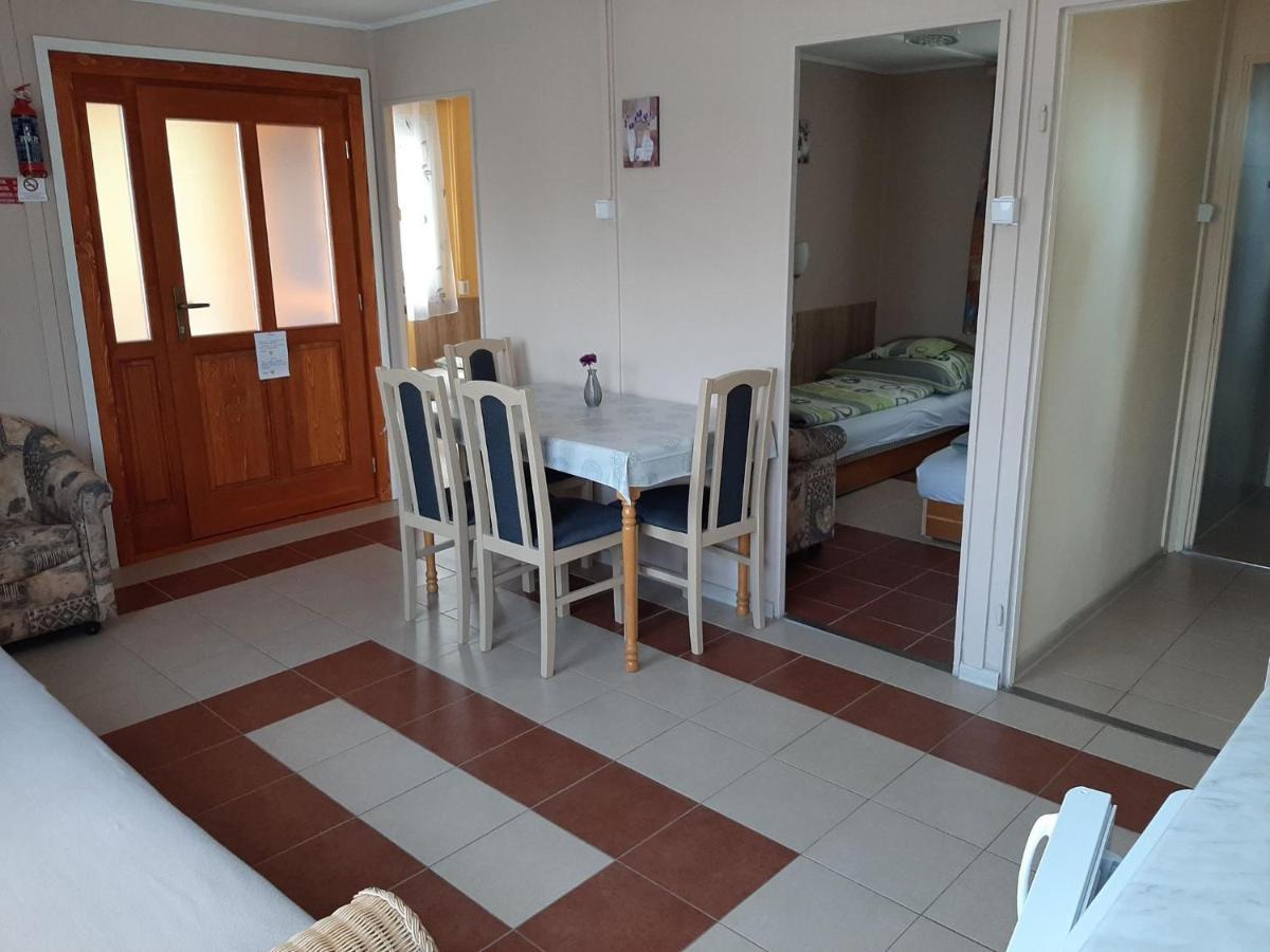 Fortuna Apartmanhazak Богач Екстер'єр фото